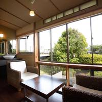 Japanese-Style Room with Shared Bathroom (2F)