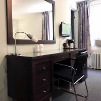 Budget Double Room with Shared Bathroom