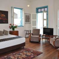 STRAITS ECLECTIC ROOM