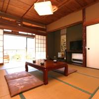 Japanese-Style Quadruple Room with Shared Bathroom