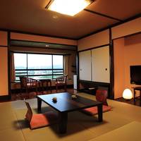 Superior Japanese Style Room with Mountain View