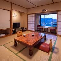 Japanese-Style Quadruple Room