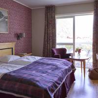 Twin room with balcony Or Garden exit