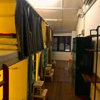 Single Bed in Mixed Dormitory Room