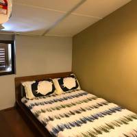 Single Room with Shared Toilet