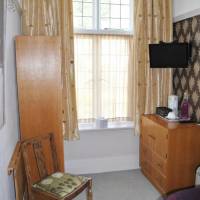 Single Room with Private Bathroom