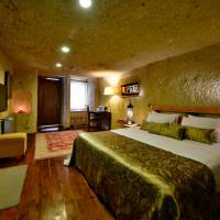 Superior Cave Double Room