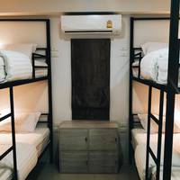 Bed in 6-Bed Mixed Dormitory Room
