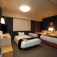 Twin Room with Sofa Bed - Non-Smoking