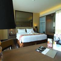Deluxe King Room with Ocean View