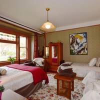 Budget Double Room with Shared Bathroom
