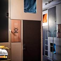 Single Bed in Mixed Dormitory Room with Shared Bathroom 