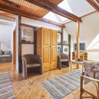 One-Bedroom Apartment (3 Adults)