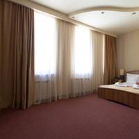 Queen Suite