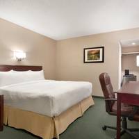 Deluxe King Room - Non-Smoking