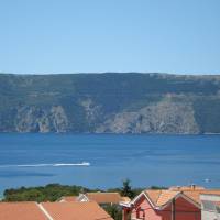 One-Bedroom Apartment with Sea View and Balcony