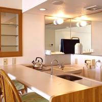 Standard Twin Room - Non-Smoking