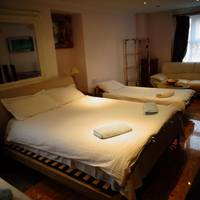Deluxe Family Suite