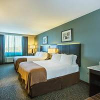 Queen Room with Two Queen Beds - Mobility Access Tub/Non-Smoking