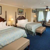 Queen Room with Two Queen Beds with Garden View