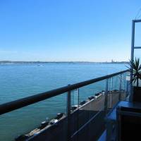 Luxury Harbourside Three Bedroom Apartment