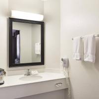 King  Room - Accessible/Non-Smoking