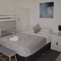 Garden Studio with Ensuite and Courtyard