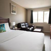 Queen Studio with Kitchenette