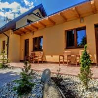 Family Studio (2 Adults + 2 Children)