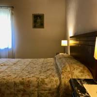 Two-Bedroom Apartment - Split Level (4 Adults)