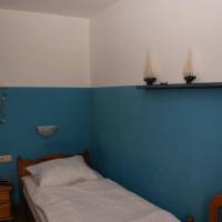 Single Room with Shared Bathroom