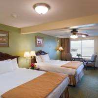 Oceanside Queen Room with Two Queen Beds with Balcony