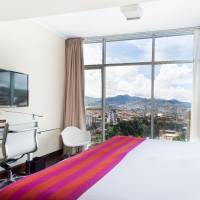 Premium King Room with Mountain View