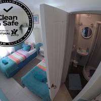 Twin Room with Private Bathroom