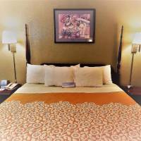 Deluxe King Room - Non-Smoking