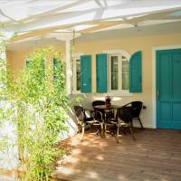 Studio with Garden View