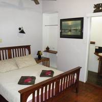 Standard Queen Room with Balcony (1)