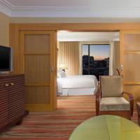 Junior Suite, 1 King, City view, Poolside