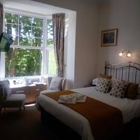 Standard King Size Room with Garden View