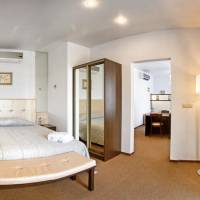 Suite (2 Adults)