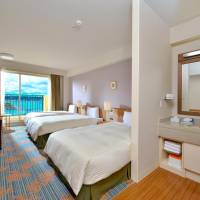Standard Triple Room with Sea View- Non-Smoking