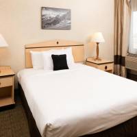 Two-Bedroom Queen Suite - Non-Smoking