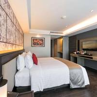 Deluxe King Room - Non-Smoking/Disability Access
