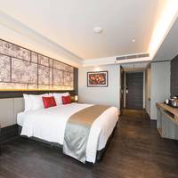 Deluxe King Room - Non-Smoking