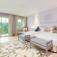 Deluxe Double or Twin Room with Lake View