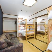 Bunk Bed in 8-Bed Mixed Dormitory Room with Tatami Floor - Ramat Lodge