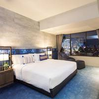 One-Bedroom Family Suite