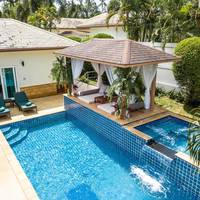 Deluxe Villa