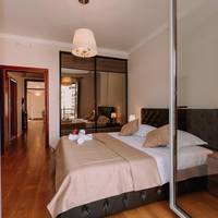 Deluxe Two-Bedroom Apartment with Sea View