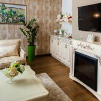 Apartment with Garden View